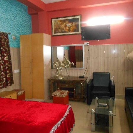 Hotel Surja Laxmi Raiganj Luaran gambar