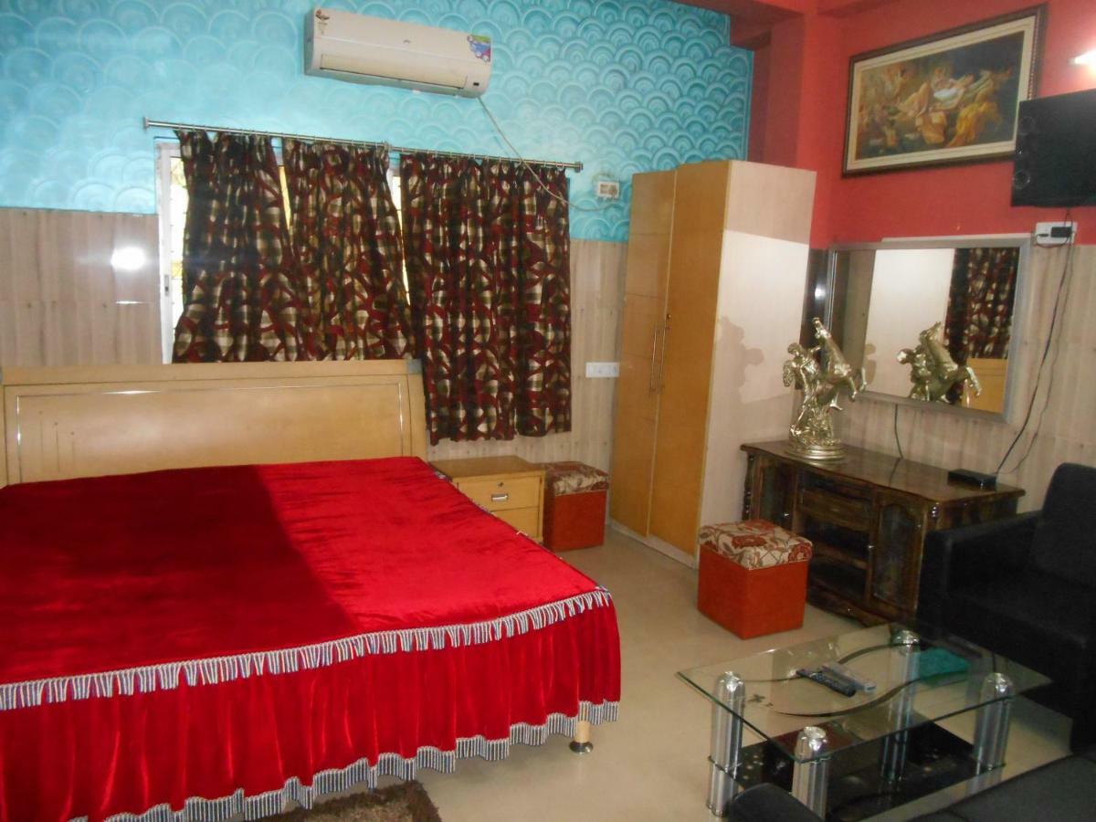 Hotel Surja Laxmi Raiganj Luaran gambar